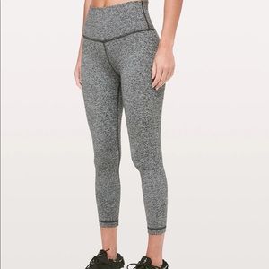 Lululemon Wunder Under High Rise 25” Size 4